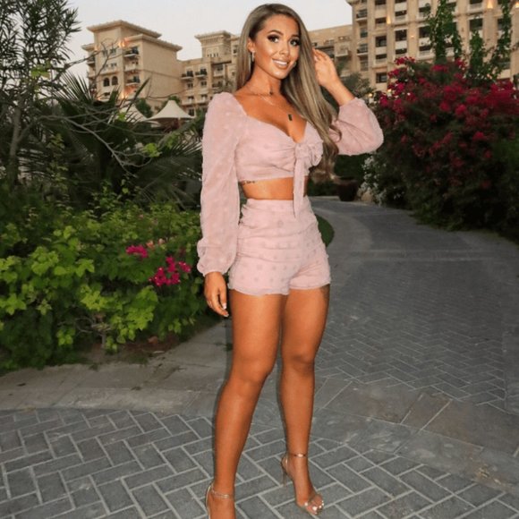 Pink Long Sleeve V-Neck Crop Top and High Waist Shorts Two Piece Set - Picture 3 of 9